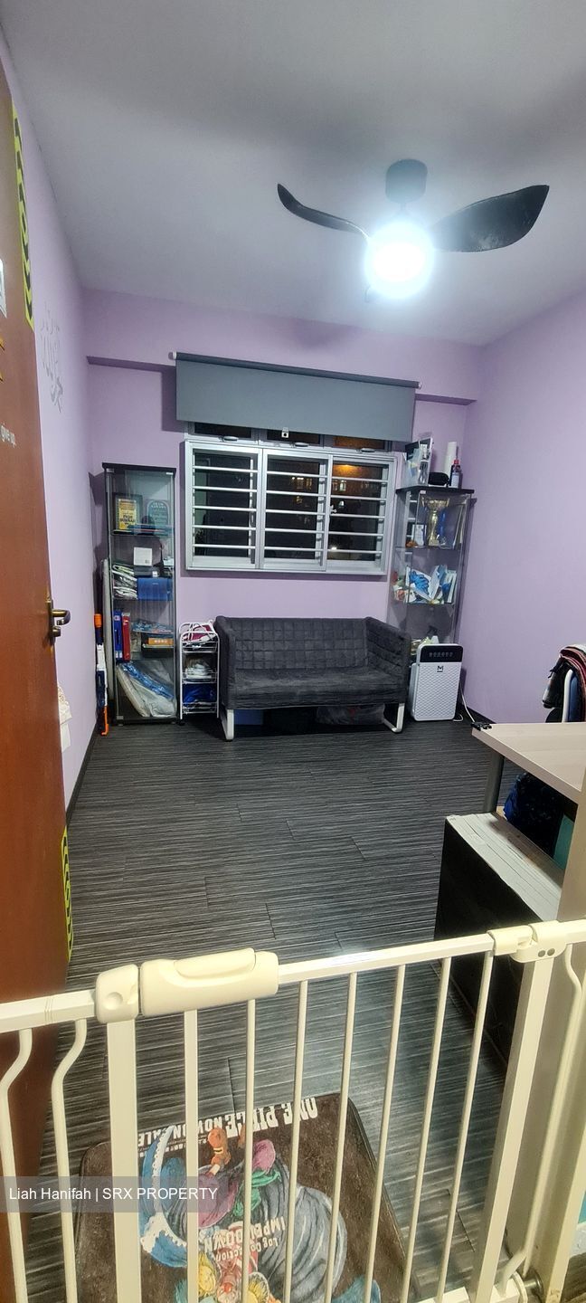 Blk 129A Eastcrown @ Canberra (Sembawang), HDB 4 Rooms #377930841